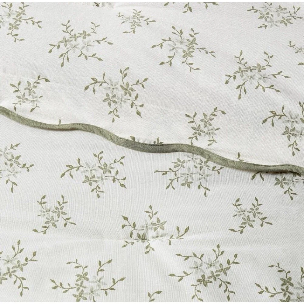 Twin/Twin XL Floral Scallop Comforter and Sham Set Sage Green NEW
